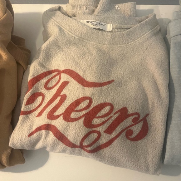 Crew neck - Picture 2 of 2
